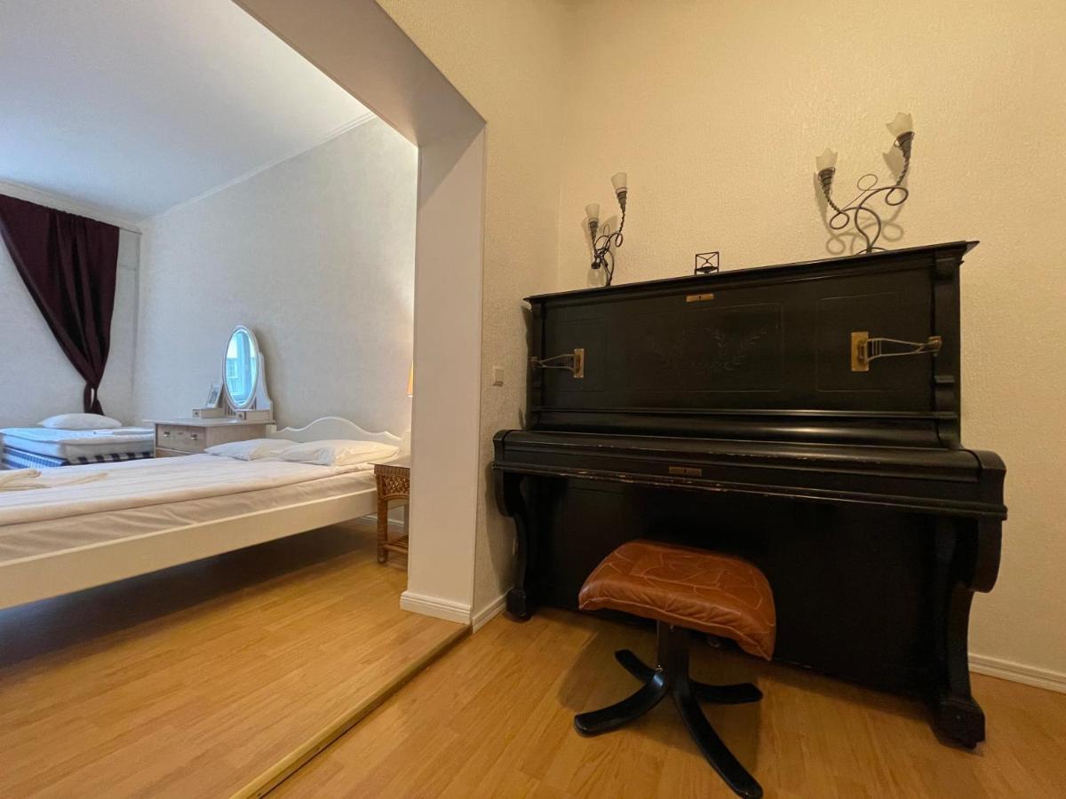 Apartamento Dictumfactum Old Town - Suur Karja Tallin Exterior foto