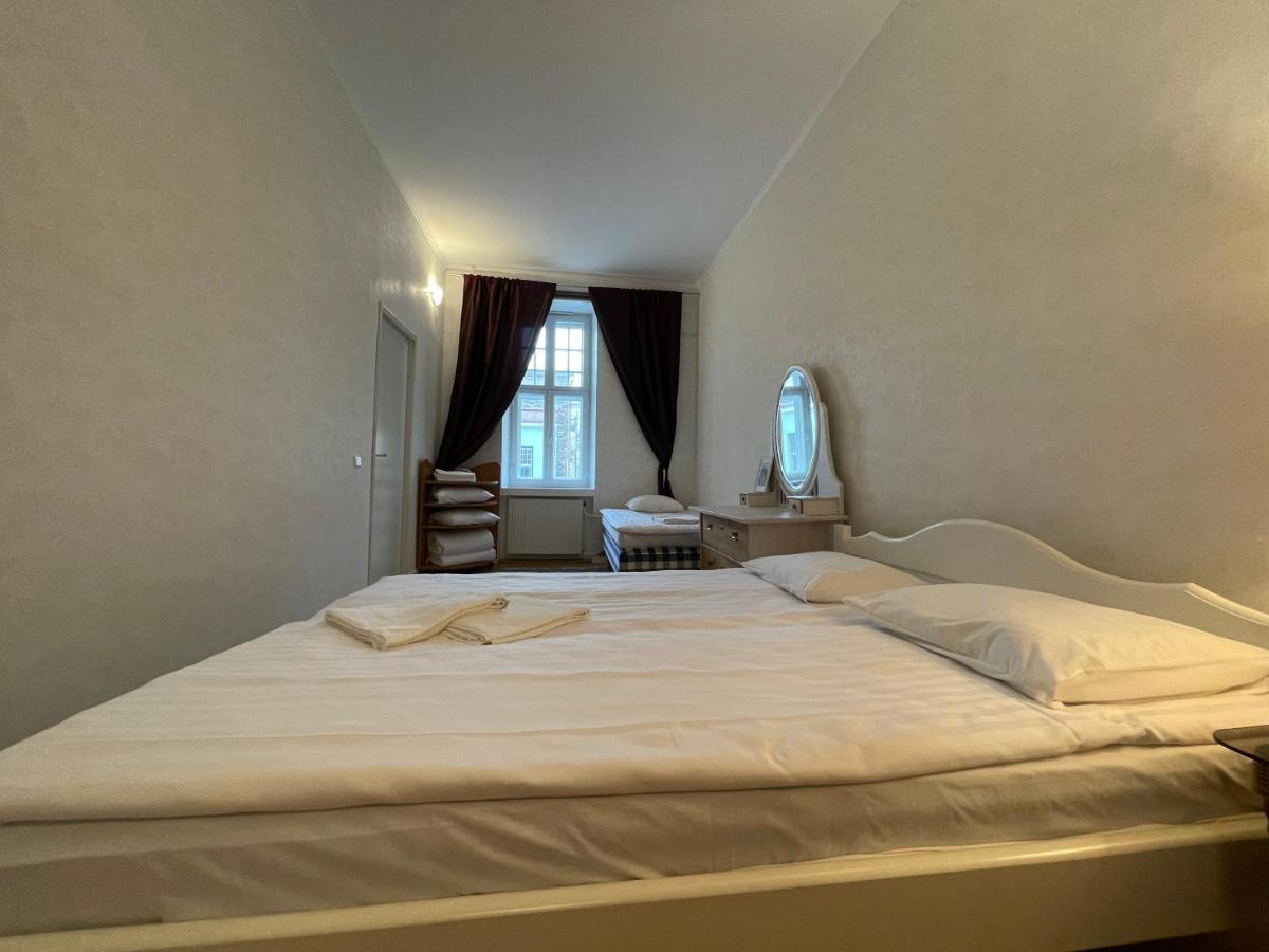 Apartamento Dictumfactum Old Town - Suur Karja Tallin Exterior foto